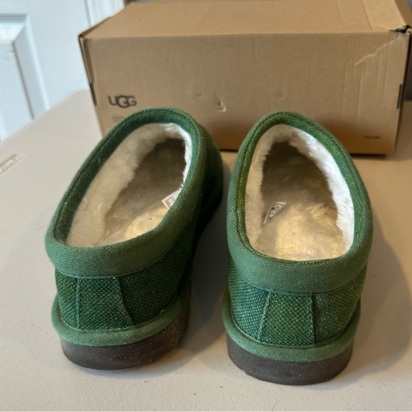 Ugg Men's Tasman Natural Slipper in Green - Picture 6 of 15